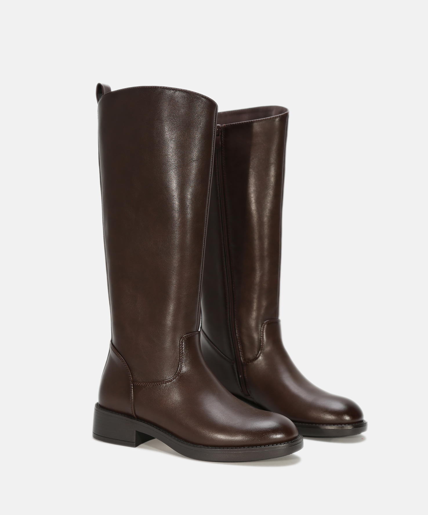 Botas marrones tac&oacute;n